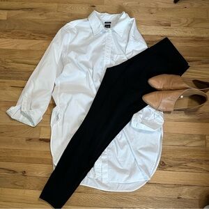 Gap Weekend Tunic Button Up